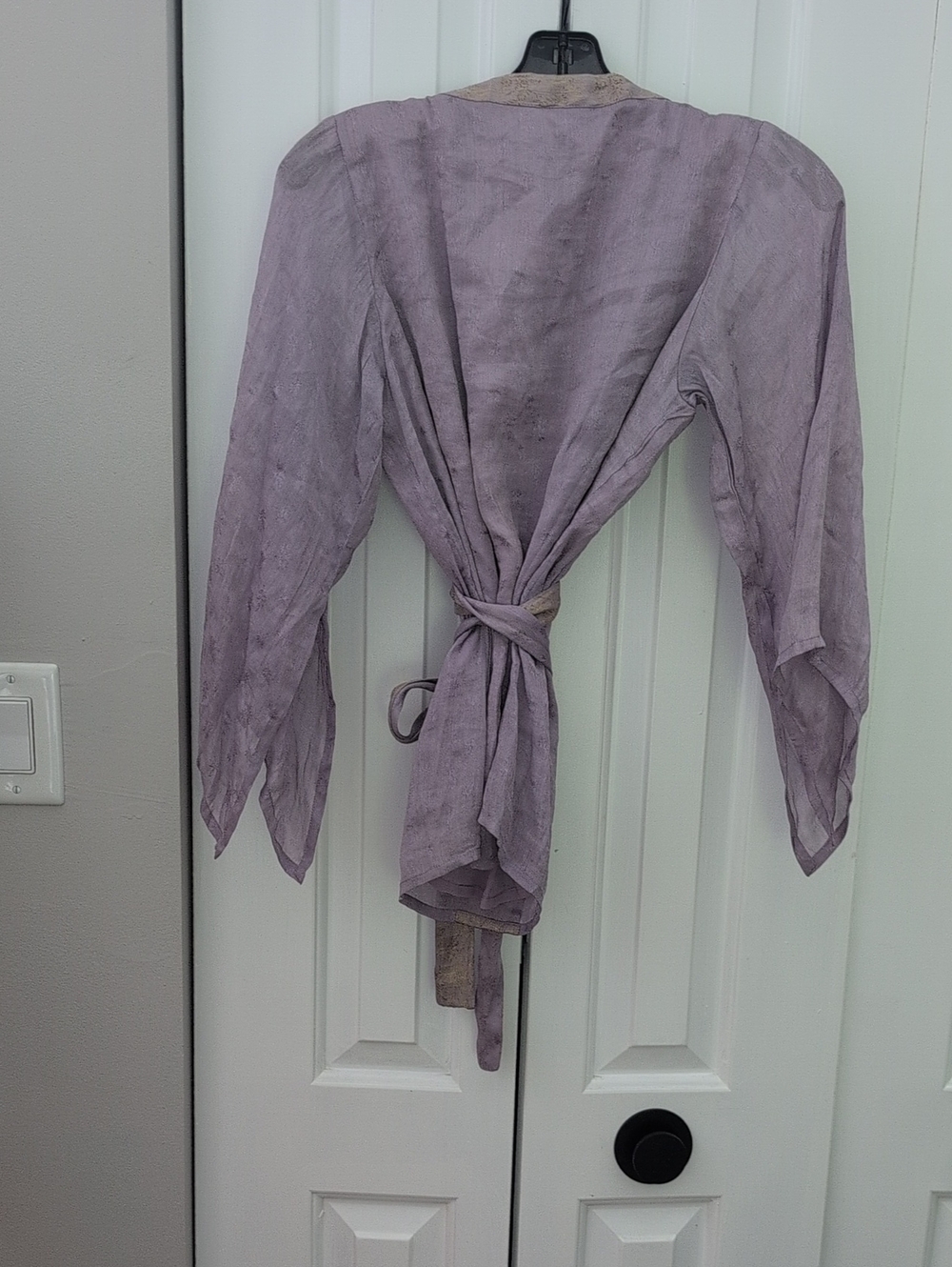 Helmut Lang Lavender Wrap Robe with Taupe Trim - Picture 2 of 4